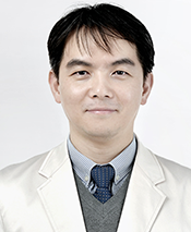 Jung Yong Hong